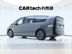 Li Auto MEGA Ultra - ფოტო 4