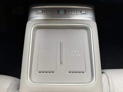 7 200KM2WDMax Edition - ფოტო 15
