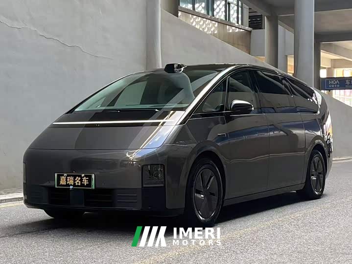 Li Auto MEGA Ultra - ავტომობილი ჩინეთიდან
