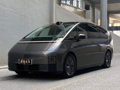 Li Auto MEGA Ultra - ფოტო 1