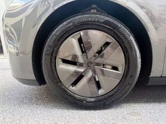 Li Auto MEGA Ultra - ფოტო 6