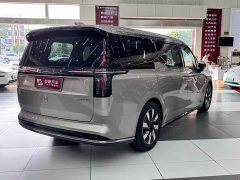 Volvo EM90 Ultra - ფოტო 6