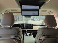 Lexus LM 350h Edition - ფოტო 8