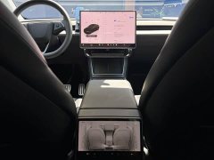 Tesla Model Y Long Range Edition - ფოტო 13