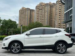 Nissan 2.0L CVTLuxury Edition - ფოტო 3