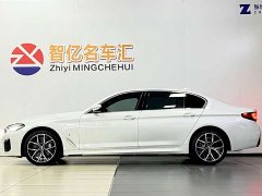 BMW 5 530Li Deluxe Version M - ფოტო 3