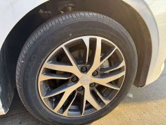 Volkswagen 4 1.5L CVTLuxury Version - фото 15