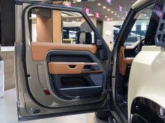 Land Rover 90 3.0T P400 X-Dynamic HSE - photo 18