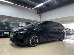 Xpeng X9 EREV 1602 Max - ფოტო 1