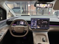 Xpeng X9 EREV 1602 Max - ფოტო 12