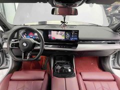 BMW 5 530i Version M - ფოტო 4