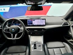 BMW M240i xDrive - фото 15