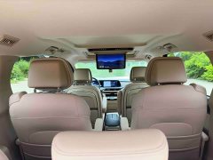 Buick GL8 Deluxe Edition - ფოტო 11