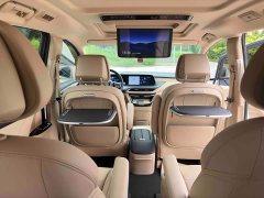 Buick GL8 Deluxe Edition - ფოტო 12