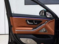 Mercedes-Benz S 680 4MATIC - photo 19