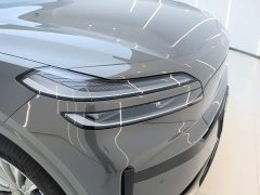 L90 Ultra Edition - photo 10