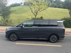 FAW HQ9 PHEV 2.0T AWDPremium Edition - ფოტო 9