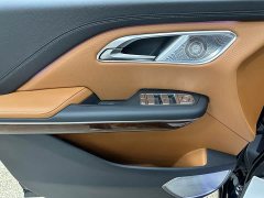 FAW HQ9 PHEV 2.0T AWDLuxury Edition - ფოტო 13
