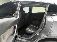 Tesla Model Y Long Range Edition 3D7 - ფოტო 10