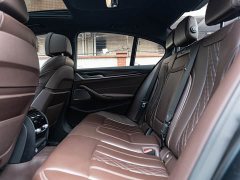 BMW 5 540i Edition M - ფოტო 17