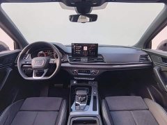 Audi Q5L Sportback 40 TFSI Luxury Version - ფოტო 20