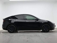 Tesla Model Y Long Range Edition - photo 5