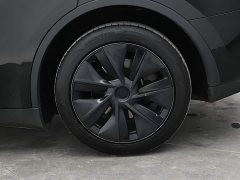 Tesla Model Y Long Range Edition - photo 9