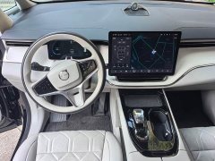 Volvo EM90 Ultra - ფოტო 4