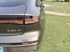 Changan UNI-V 1.5T Premium Version - ფოტო 8