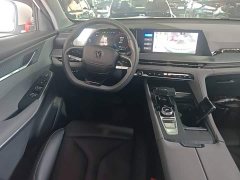 Changan CS75PLUS 2.0T Premium Version - ფოტო 11