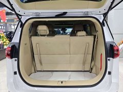 Buick GL8 ES Deluxe Version - ფოტო 17