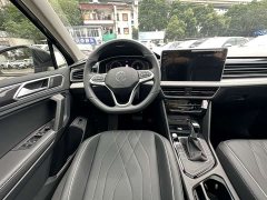 Volkswagen L 300TSI 2WD Edition - ფოტო 16