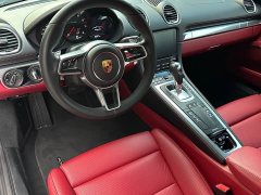 Porsche 718 Cayman 2.0T - ფოტო 8