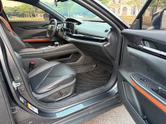 Changan UNI-V 1.5T Premium Version - ფოტო 12