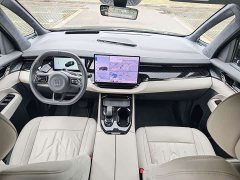 Zeekr 009 EditionAWD 108kWh - ფოტო 14