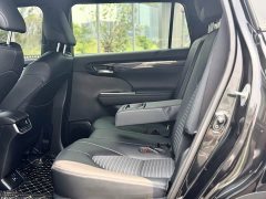 Volkswagen 2.5L HEVAWDPremium Edition - ფოტო 3