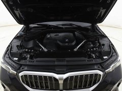 BMW 5 530Li Deluxe Version M - ფოტო 15