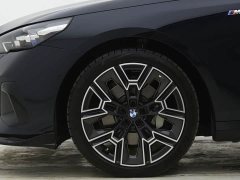 BMW 5 530Li Deluxe Version M - ფოტო 4