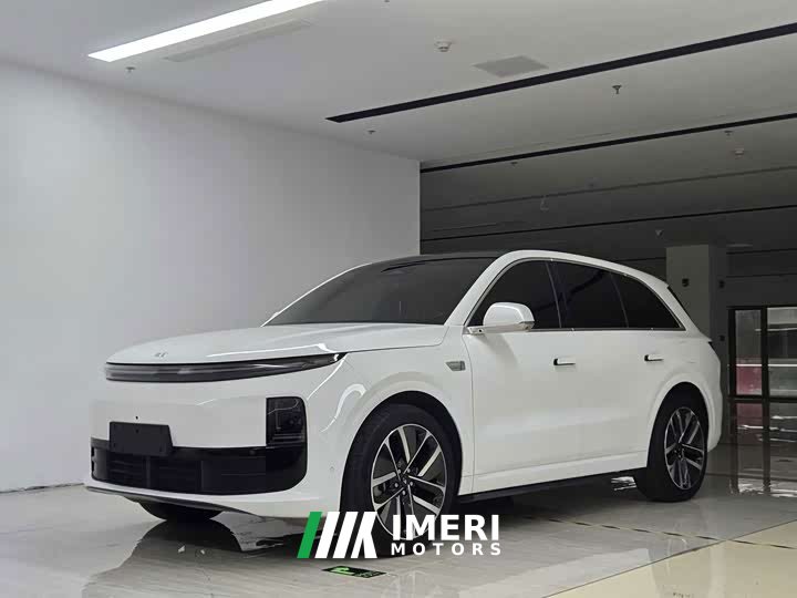 Li Auto L6 Pro - ავტომობილი ჩინეთიდან