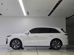 Li Auto L6 Pro - ფოტო 3