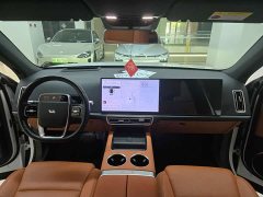 Li Auto L6 Pro - ფოტო 6