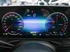 Mercedes-Benz C 350 eL - ფოტო 7