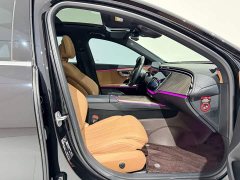 Mercedes-Benz E 300 L Fashion Version - photo 8