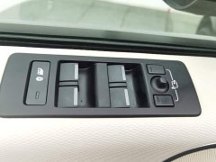 Land Rover 360PS R-Dynamic SE - ფოტო 9