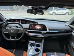 Changan UNI-V 1.5T Premium Version - ფოტო 5