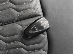 Changan UNI-T 1.5T Premium Version - ფოტო 4