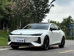 Changan UNI-V 1.5T Premium Version - ფოტო 1