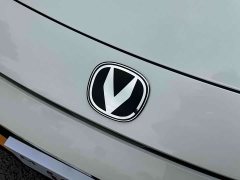 Changan UNI-V 1.5T Premium Version - ფოტო 5