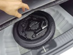 Changan UNI-V 1.5T Premium Version - ფოტო 13