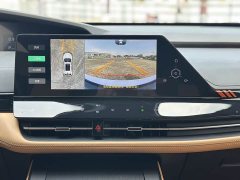 Changan UNI-K 2.0T Premium Version - ფოტო 18